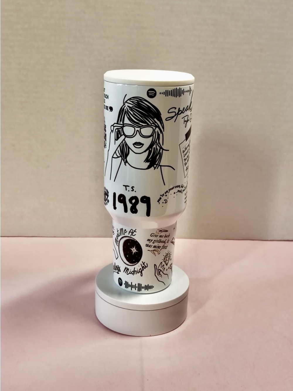 White Graphic Candle Holder with Black Illustration - Unbranded